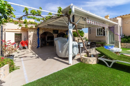 Casa en La Nucia en Venta por 499.000 €